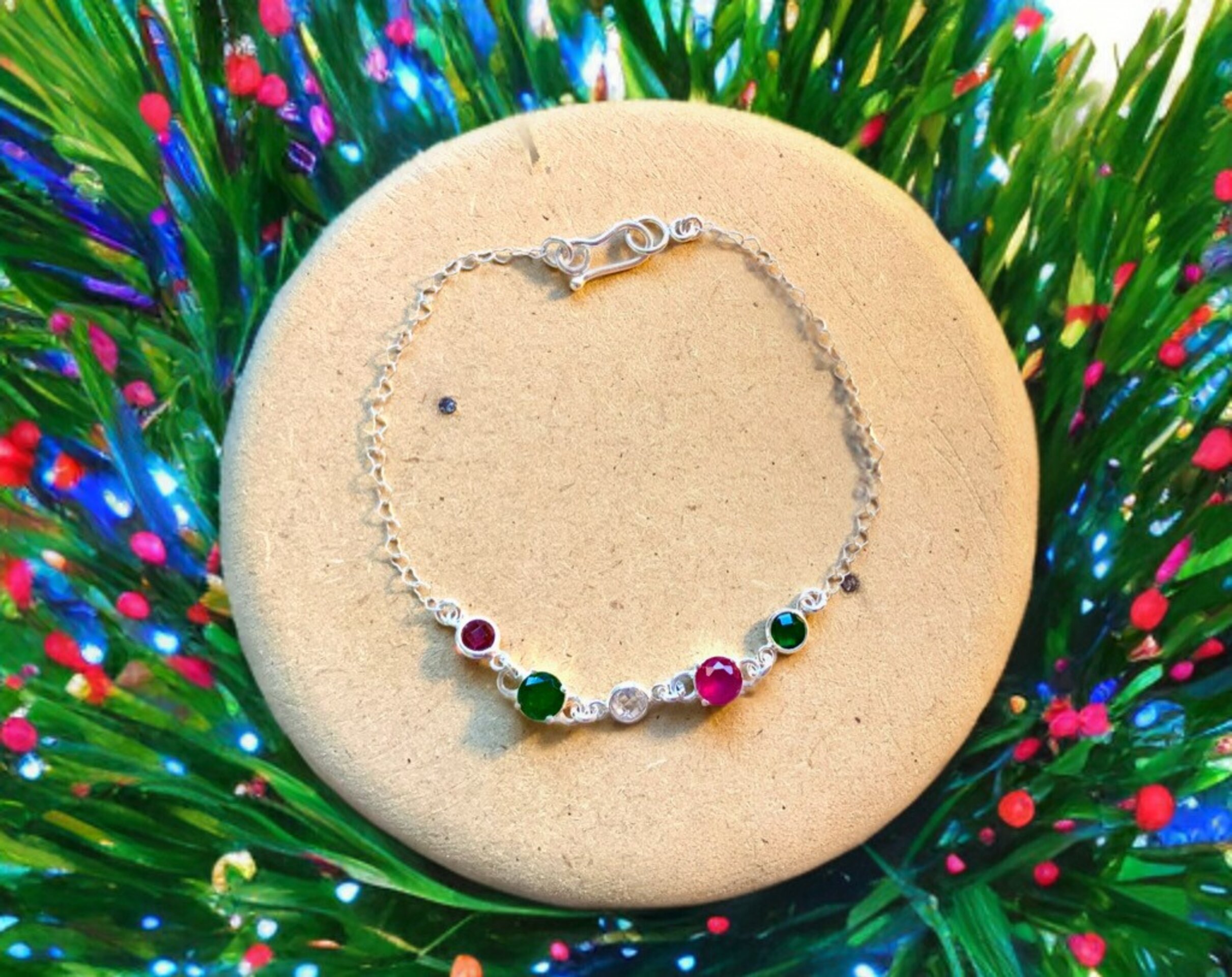 Pulsera de Circonitas y Plata con Cadena de Corazones - Elegancia Romántica - 4