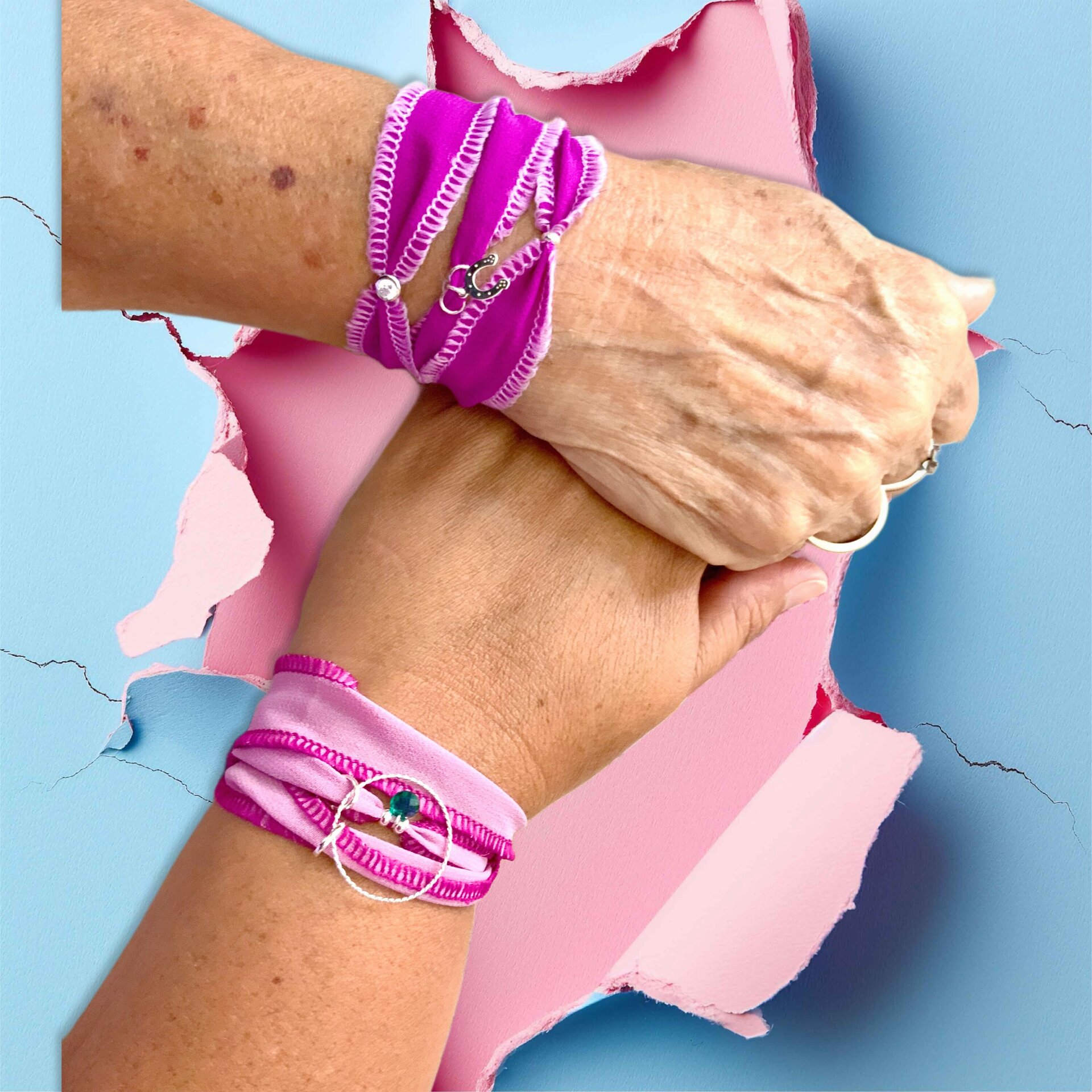 Pulseras de Tela Exclusivas con Circonita, Herradura y Mariposas - 2