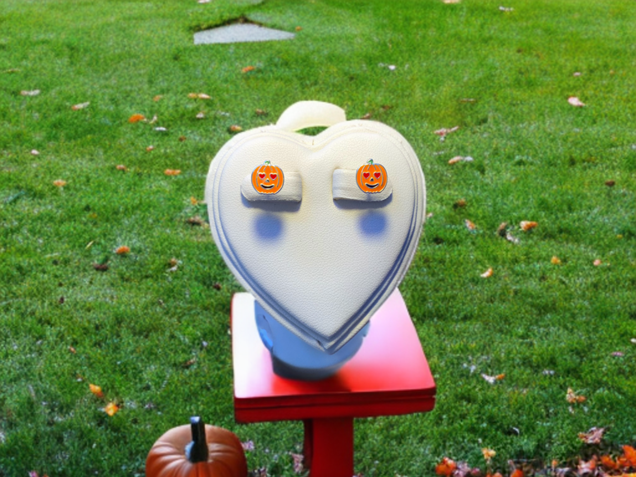 Pendientes de Calabaza con Ojos de Corazón - Joyería Hecha a Mano - 2
