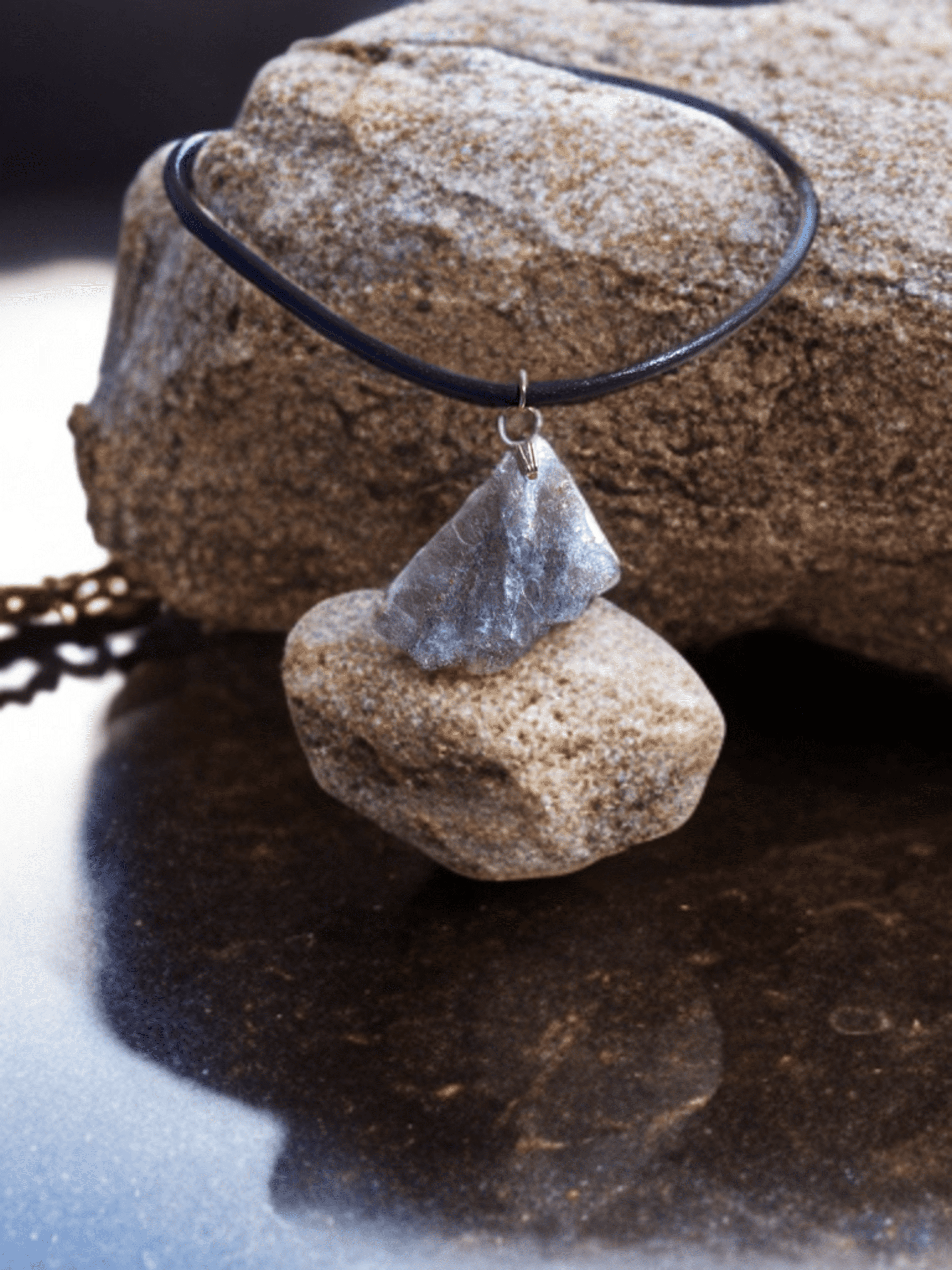 Collar de nácar natural – Joya única y artesanal - 3